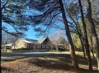 1660 Robbins Rd, Athens, TX 75751