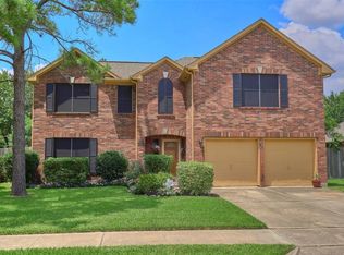 2212 Lady Leslie Ln, Pearland, TX 77581