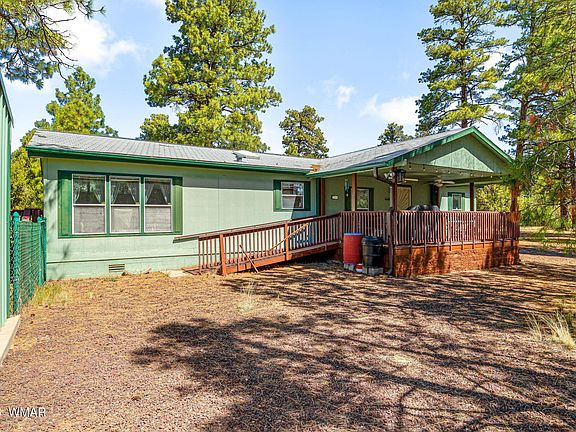 3rd image of 2908 Pine Rim Rd