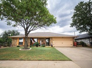 5316 Long Leaf Dr, Wichita Falls, TX 76310