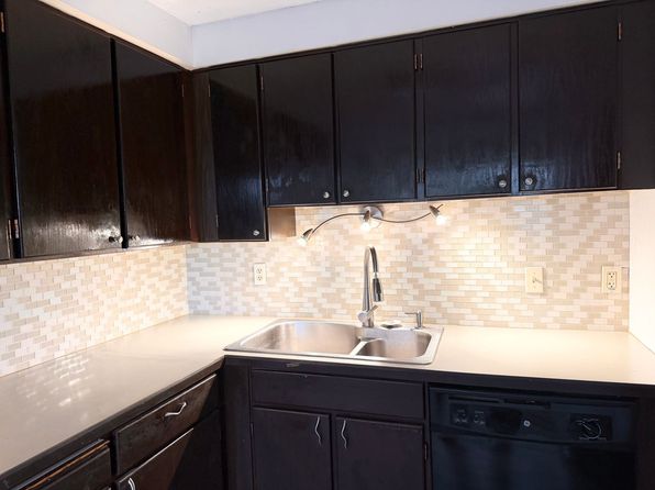 702 S Oak St APT 7