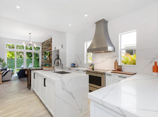 24 Grand Bay Estates Circle, Key Biscayne, FL 33149