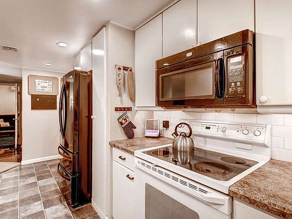 3rd image of 1777 Larimer Street #1707