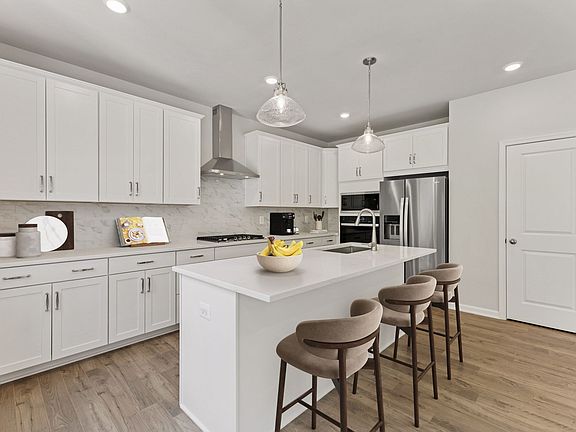 4th image of 9898 Selkie Ln