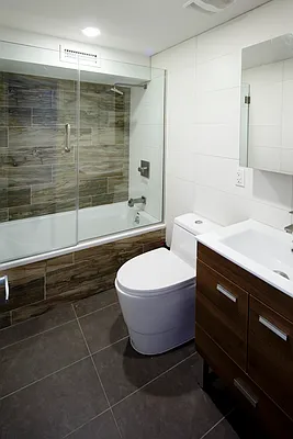 Rented by Compass | media 7