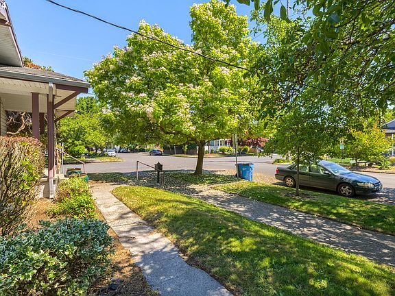 5th image of 400 W 17th St