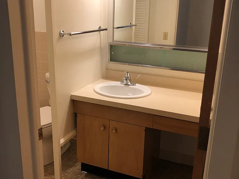 1100 Center Ave #206 — Photo 8