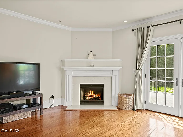 26 Edgewood Ave #1 — Photo 11