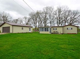 38 Ems C24d Ln, Warsaw, IN 46582