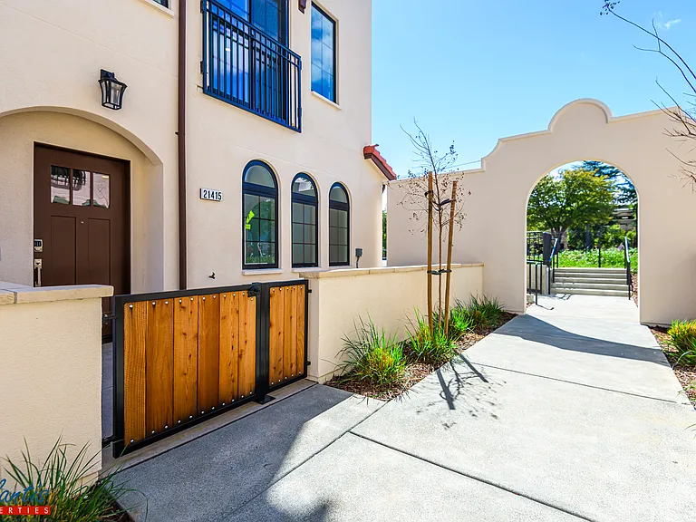 21415 Point Reyes Ter — Photo 2