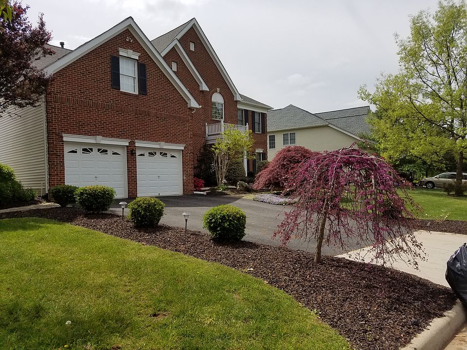 1st image of 2860 Cherry Branch Ln