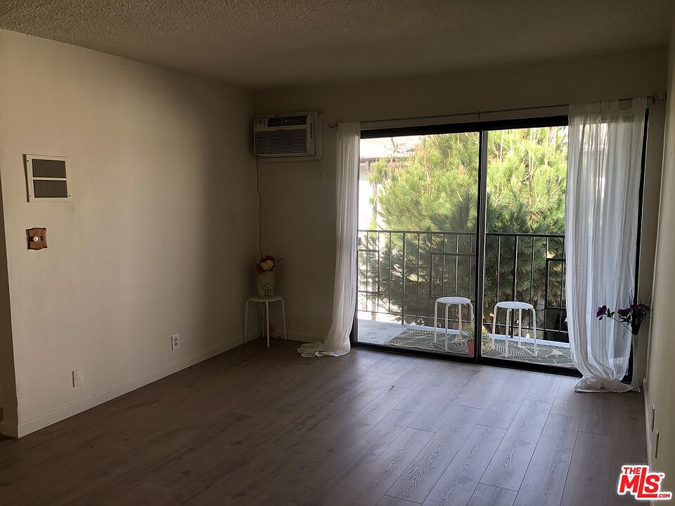 1st image of 1016 N Curson Ave
