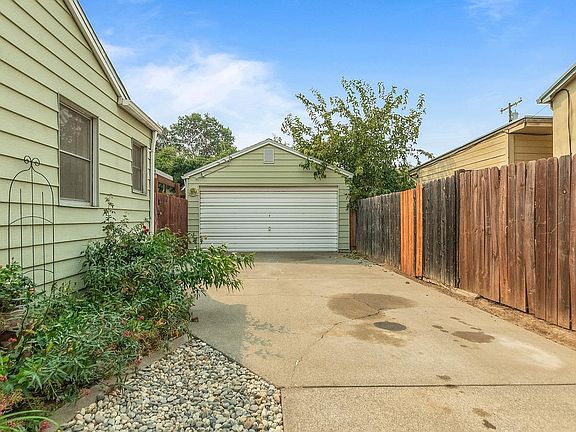 5th image of 6016 Sampson Blvd