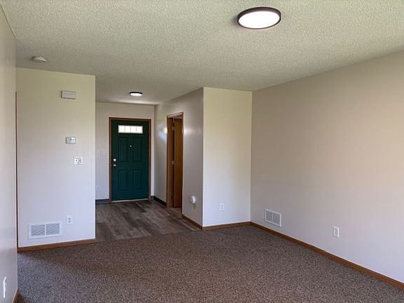 3rd image of 2231 Van Dyke St N #1