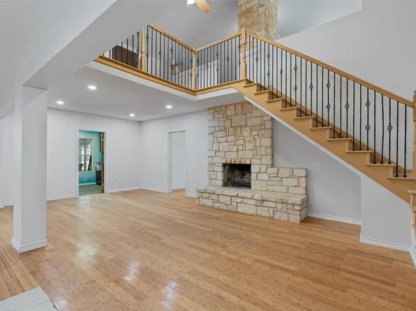 601 Deer Trail Dr, San Marcos, TX 78666