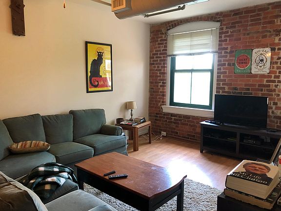 2nd image of 2500 E Cary St APT 406