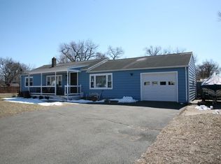 85 Falmouth Rd, Chicopee, MA 01020