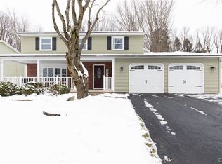 8061 Ginger Rd, Liverpool, NY 13090