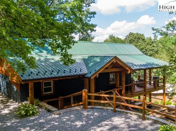 31 Larkspur Road, Newland, NC 28657