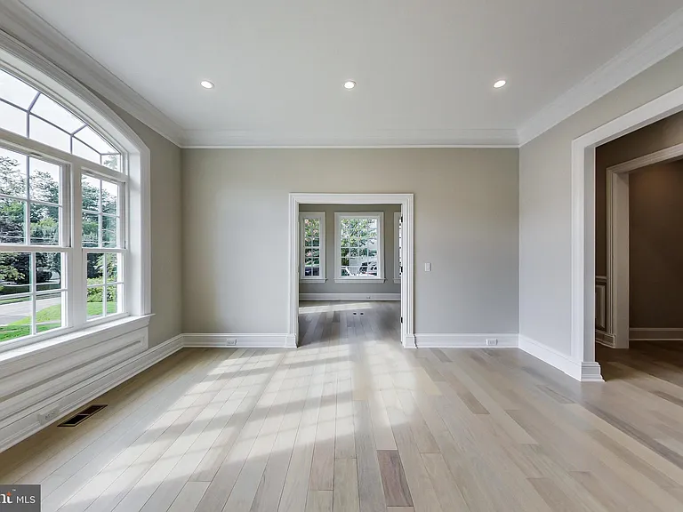 3104 Sleepy Hollow Rd — Photo 39