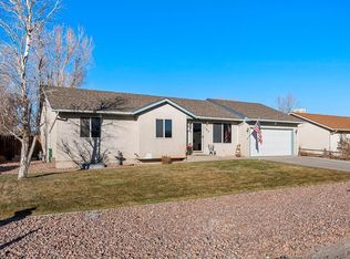 185 E Beshoar Dr, Pueblo West, CO 81007