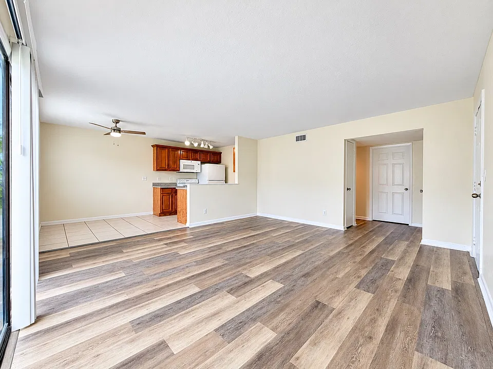 1870 Agora Circle Southeastunit #202