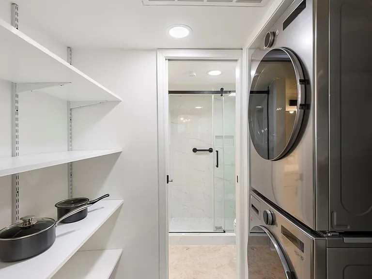 2750 Holly Hall St #1111 — Photo 8