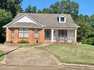 1990 McIngvale Rd APT 16, Hernando, MS 38632