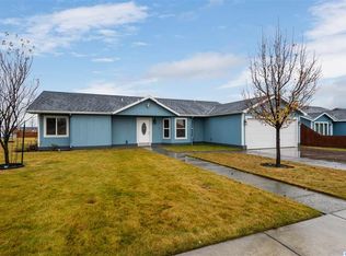 2618 E Helena St, Pasco, WA 99301