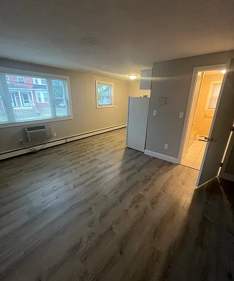 121 Ash St #8 — Photo 1