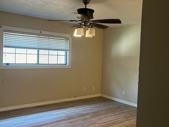 5th image of 2107 W Clayton Ave #2107