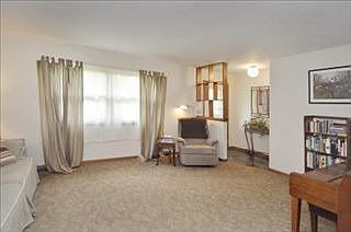4th image of 814 Edgehill Pl