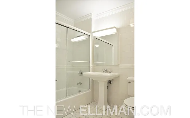 Rented by Douglas Elliman | media 68