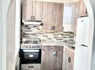 2039 Greene Ave #2F, Ridgewood, NY 11385