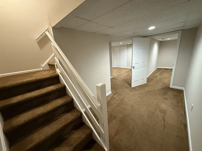 83 Winterberry Ct — Photo 22