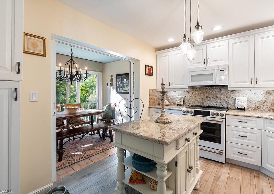 1st image of 212 Bobolink Way #212B
