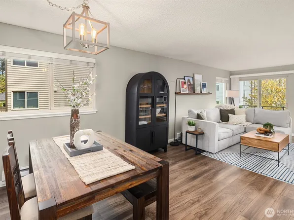 5501 11th Avenue NW #204, Seattle, WA 98107