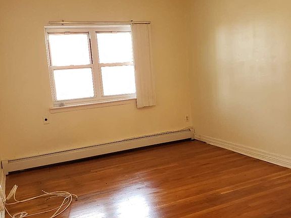 4th image of 8646 25th Ave #1F