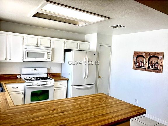 5th image of 312 Villa Espana Way