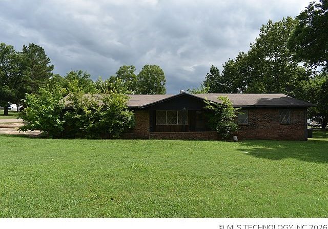 1st image of 801 NW Redbud St