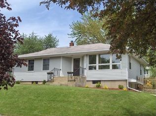 500 10th Ave, New Glarus, WI 53574