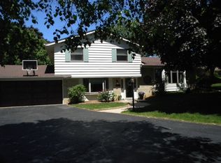 4250 Imperial Dr, Brookfield, WI 53045