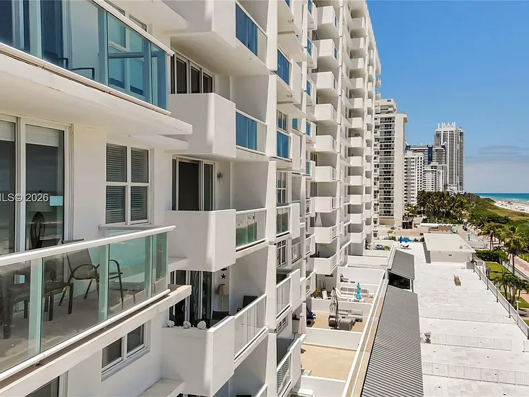 5601 Collins Ave #711 — Photo 23