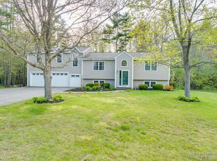 63 Wildwood Dr, Brunswick, ME 04011