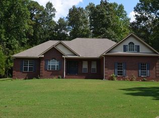300 Cabin Rd, Wetumpka, AL 36093