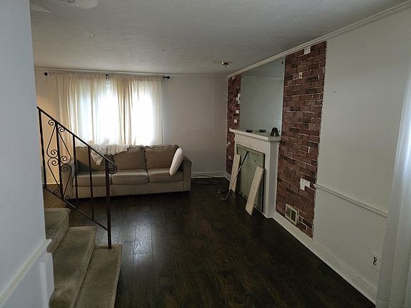 2nd image of 23 Maryknoll St