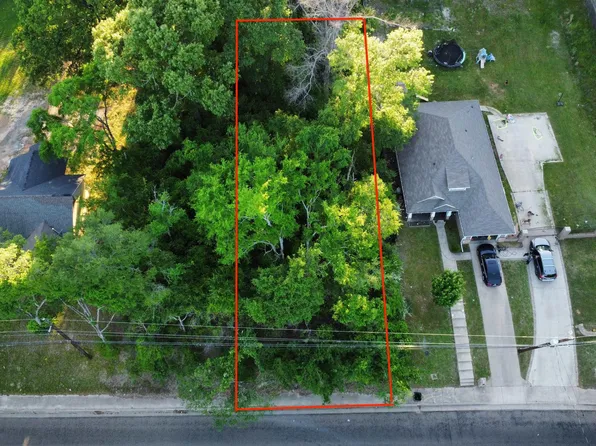 2997 Old Noonday Rd, Tyler, TX 75701