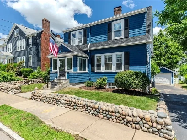 37 Sanborn Ave #Sf, West Roxbury, MA 02132