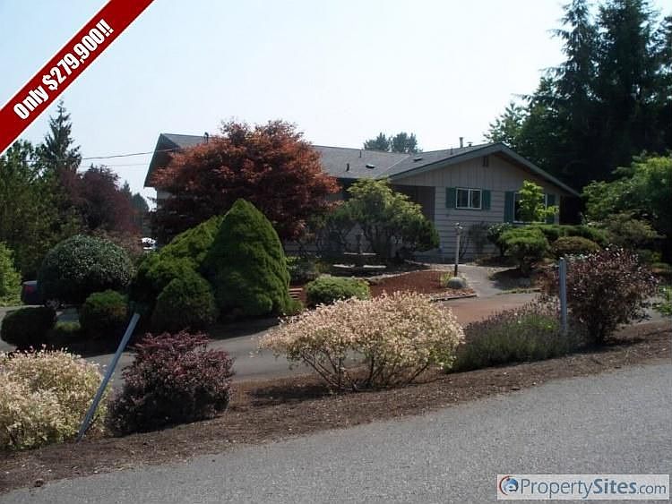 1st image of 3613 101st Ave SE
