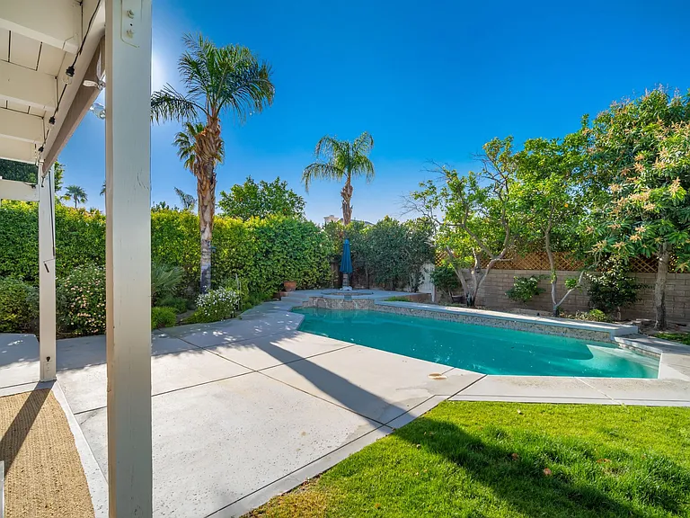 78615 Sanita Dr — Photo 6
